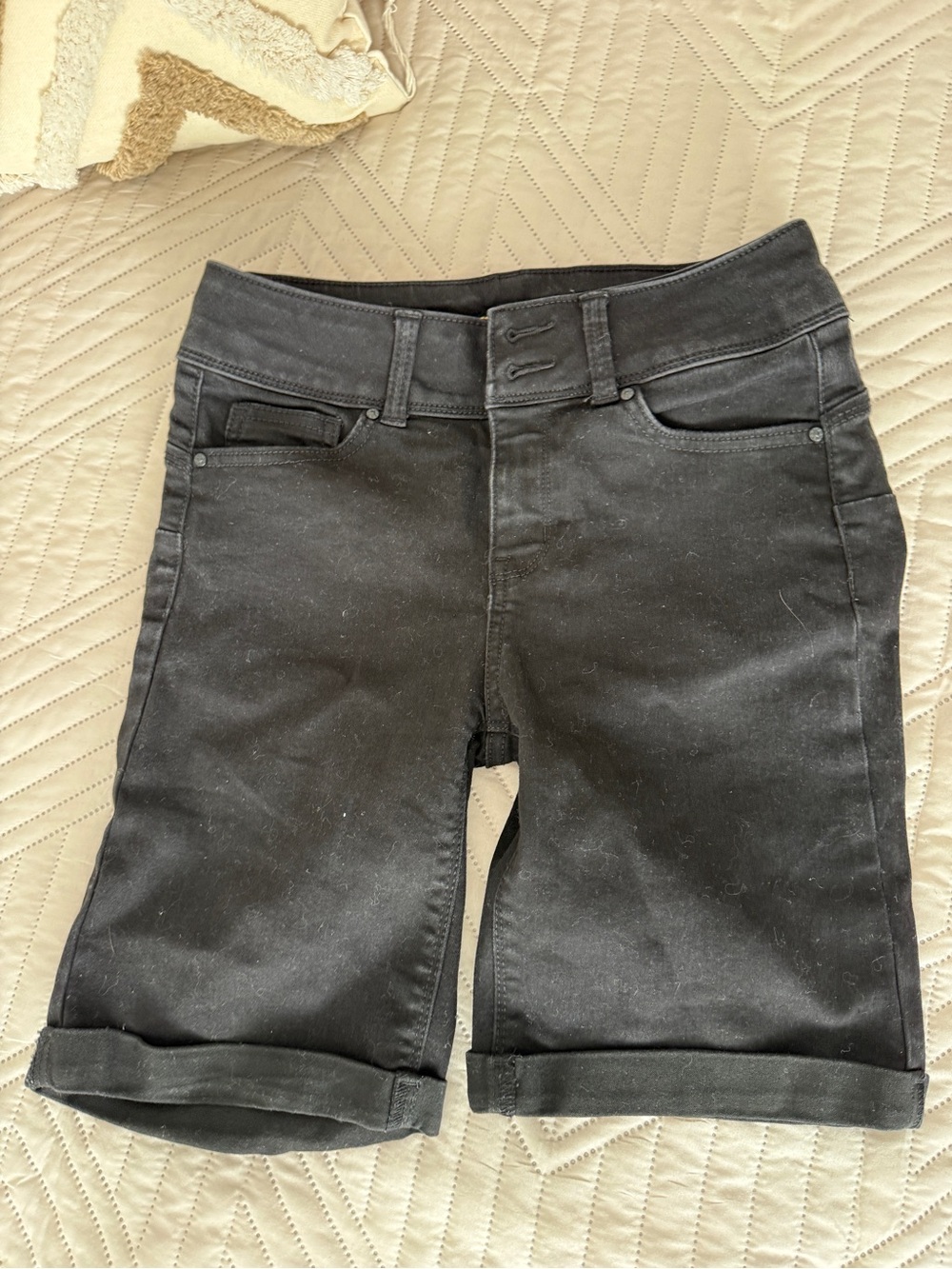 Wax Jean Black Stretch Bermuda Shorts